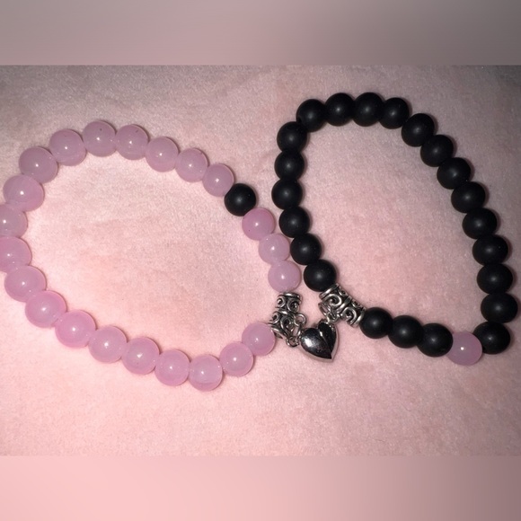2 Pink and Black Magnetic Heart Bracelets - Picture 5 of 5